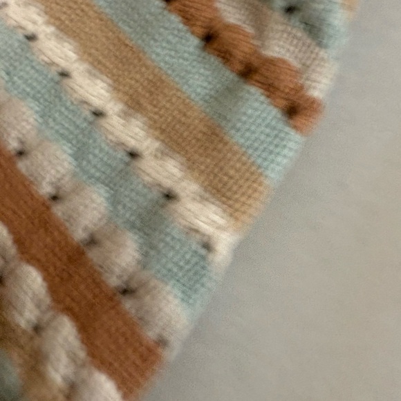 Zara Knit Pants with Cream and Brown Accents - Picture 3 of 7